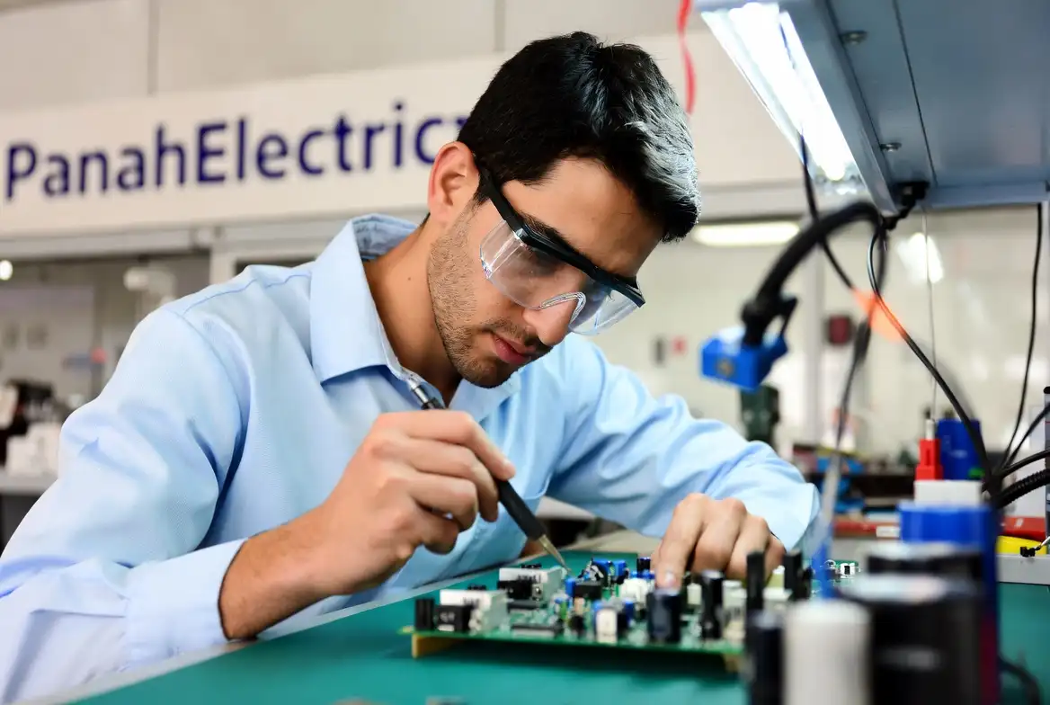 تعمیرات و عیب یابی تخصصی لوازم الکترونیک